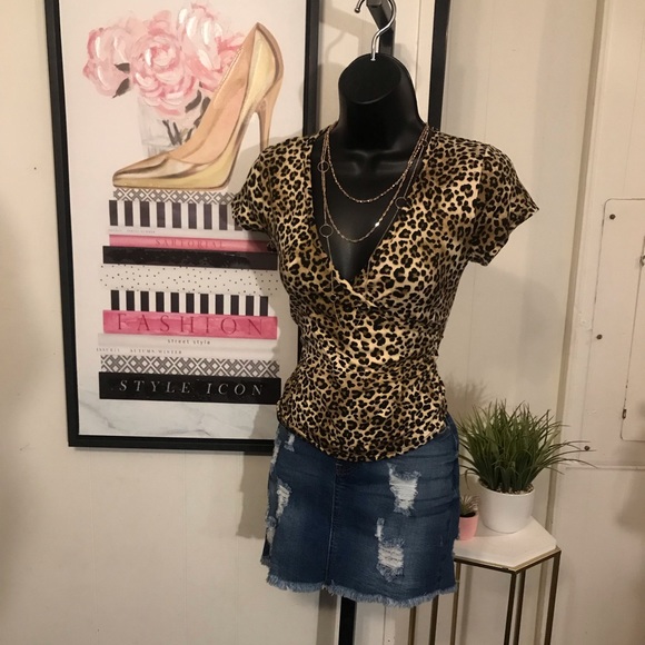 Leopard Print Top - Picture 2 of 4